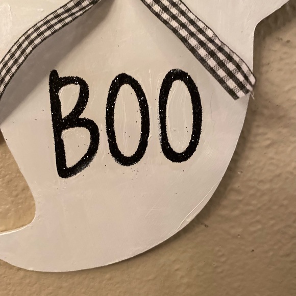 Halloween Ghost Boo Sign, Boos Hisses, Halloween Kisses Tag Sign, Ghost Truck - Picture 6 of 15